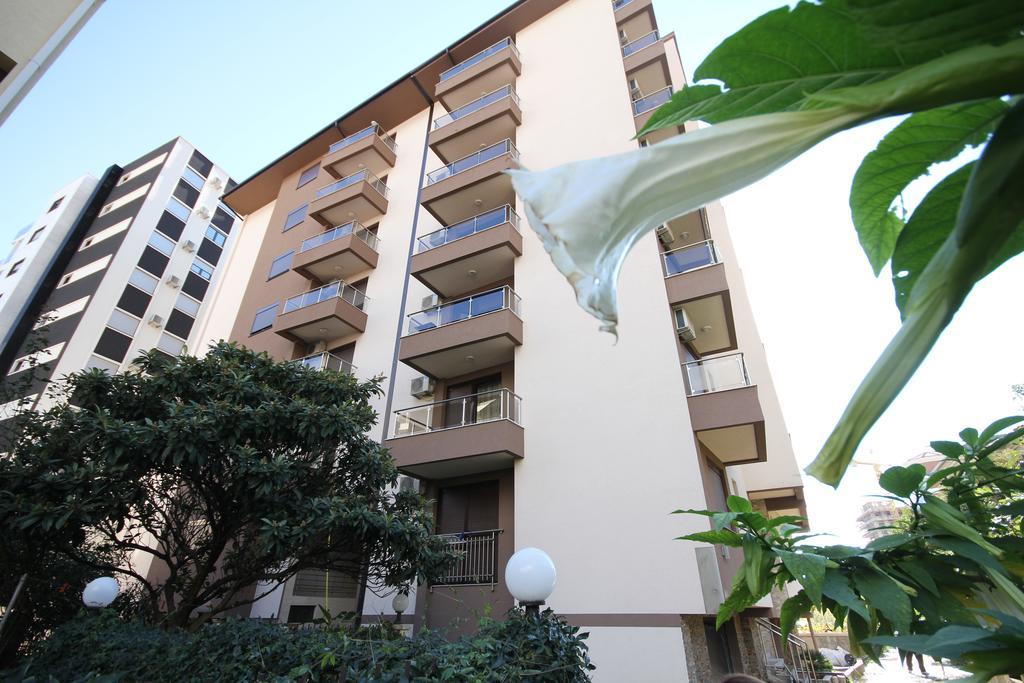 Karina Apartment Budva Luaran gambar